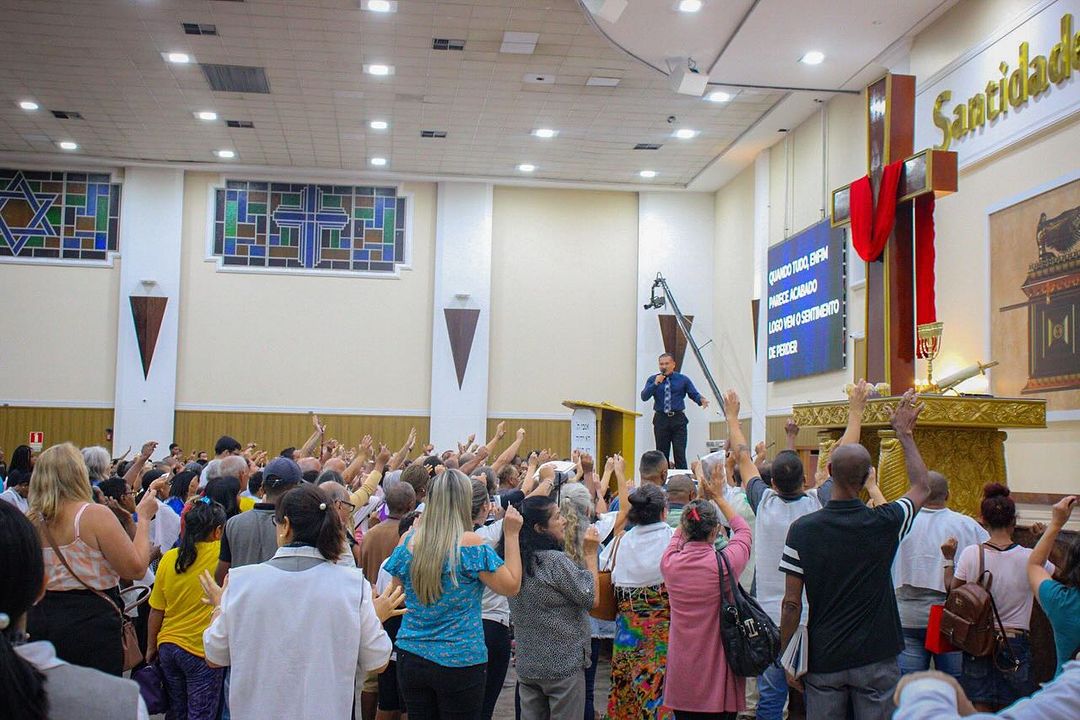 Imagem de capa - A partir do dia 9 de Junho: reuniões voltam a acontecer na sede da Universal no Rio Grande do Sul